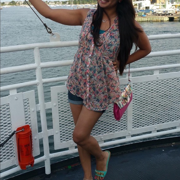 American Rag Cie Pleated Sheer Floral Tunic,Size M - Picture 5 of 5